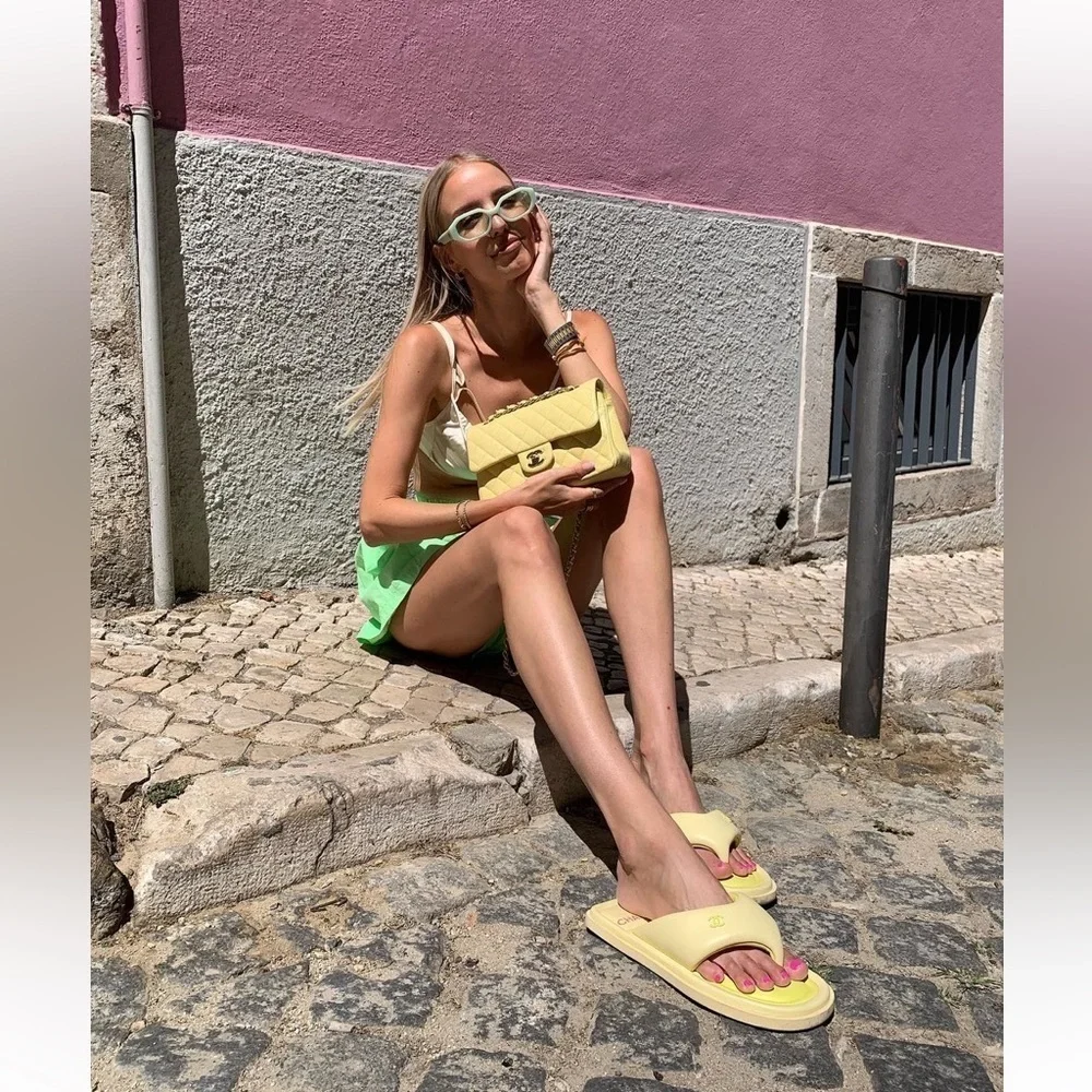 Chanel Flip Flops 22P Lambskin Padded Pool Thong FlipFlop Pillow Sandals Slides